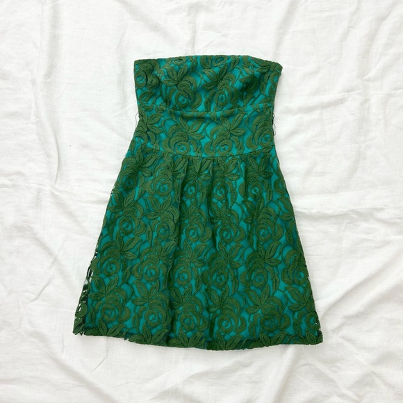 Sweet Chemise Lace Strapless Dress - Picture 2 of 11